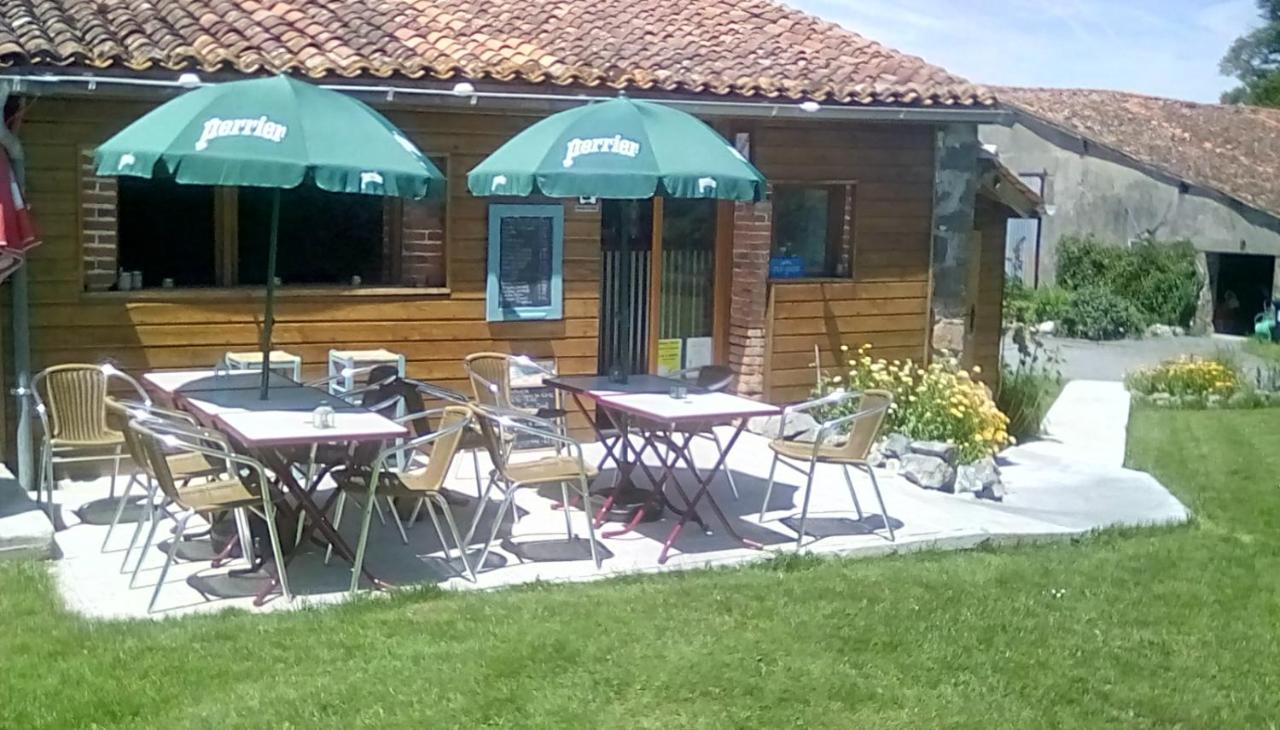 Chez Gondat Chambre D'Hotes Saint-Martial-sur-Isop Eksteriør bilde